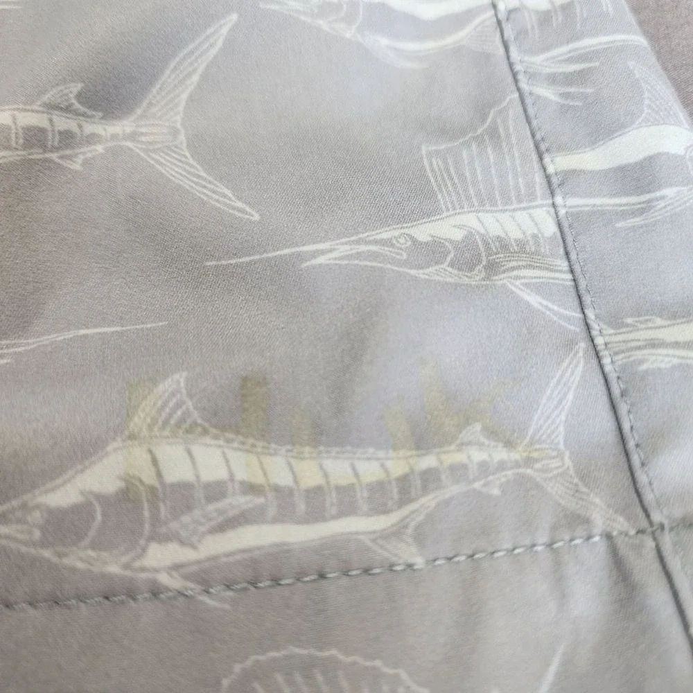 Huk Performance Fishing Shorts Mens‎ XXL Gray Marlin Sailfish Skeleton Print